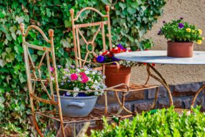 Lire la suite à propos de l’article 4 astuces pour réussir la décoration de votre jardin