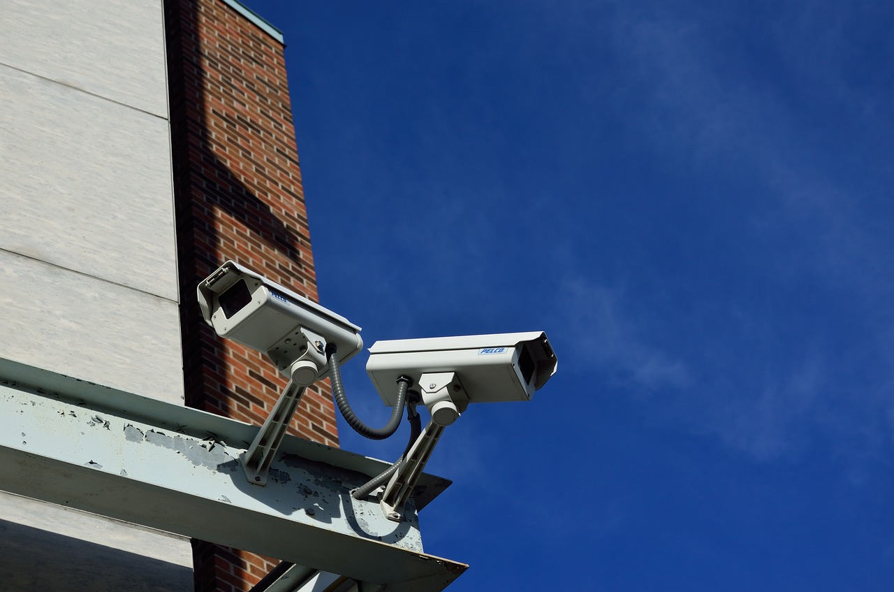 You are currently viewing Installer une caméra de surveillance : où et comment ?